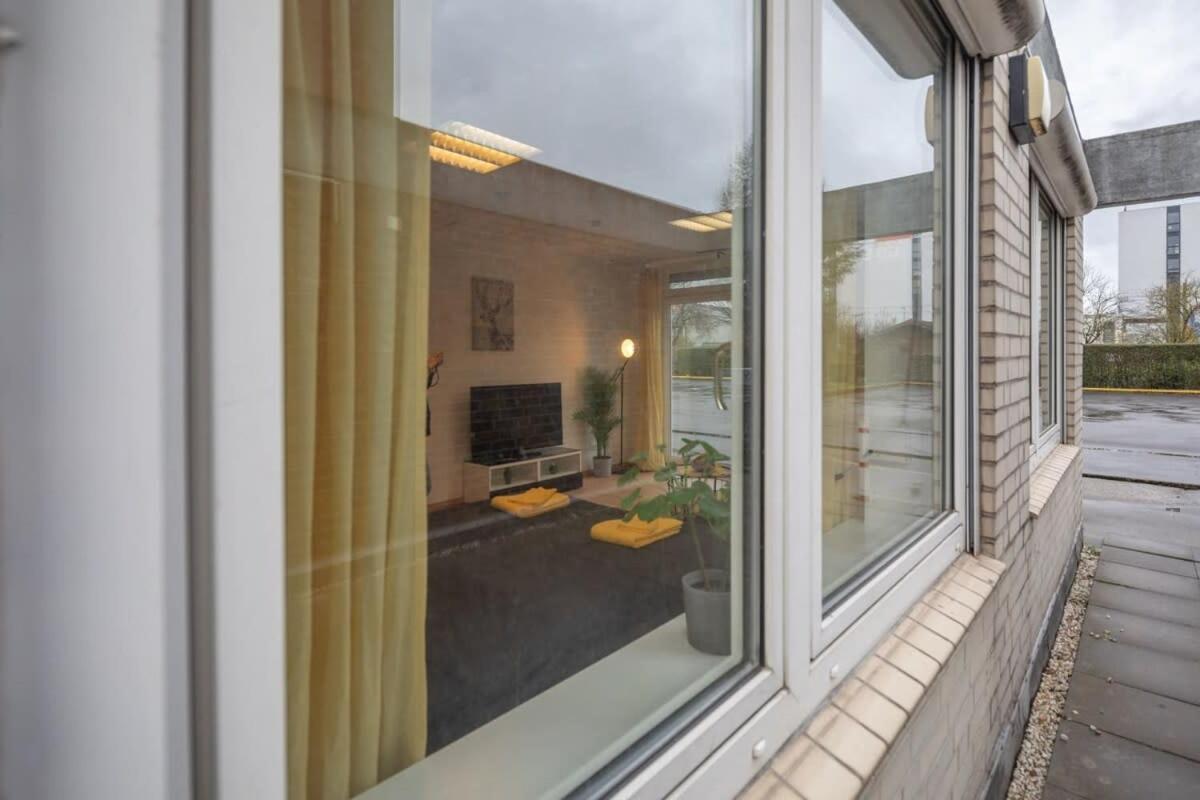 Beautiful 2 Bedroom Apartment Incl Parking Hamburg Eksteriør bilde